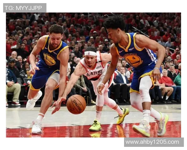 勇士与开拓者第一节精彩对决回顾展现球队实力与战术博弈